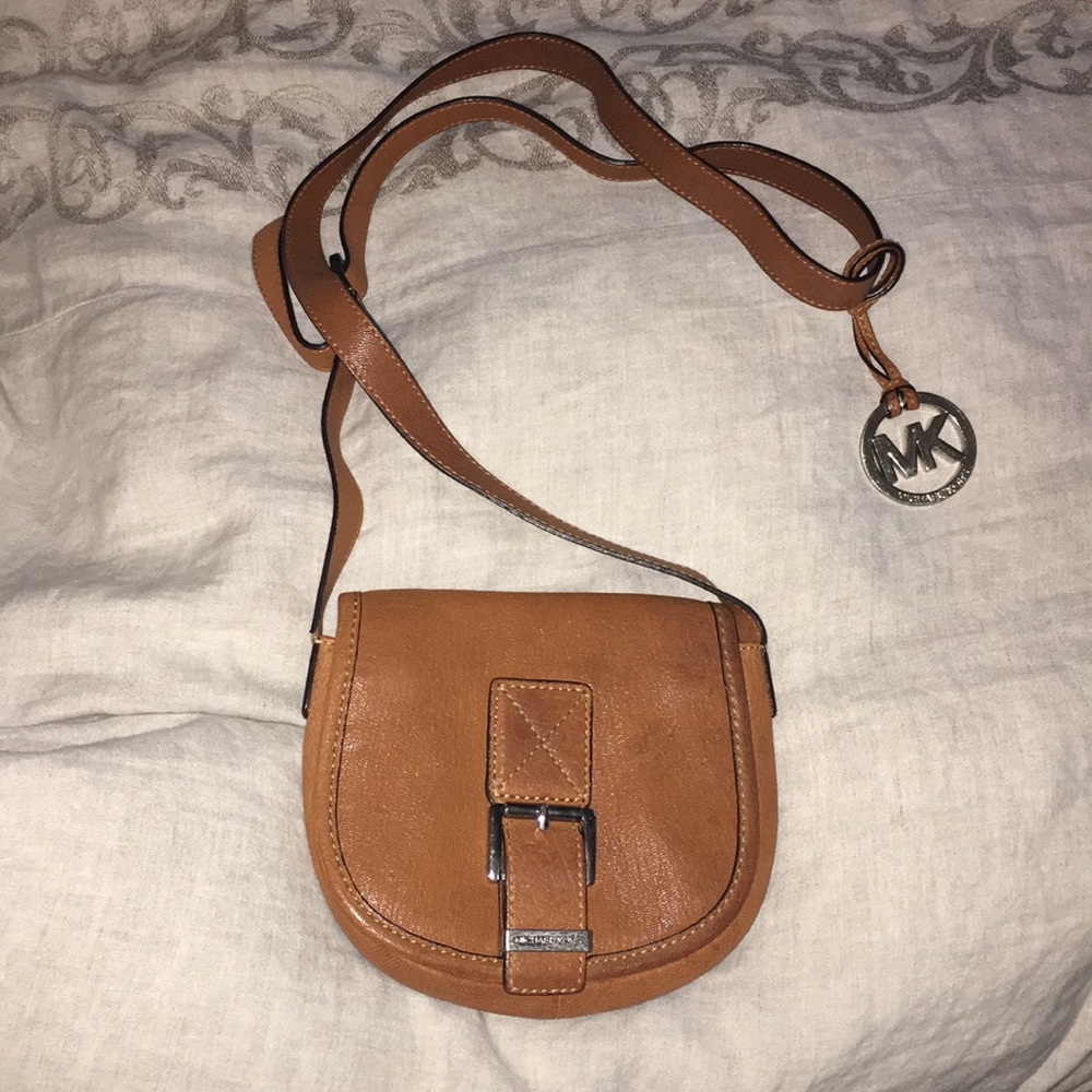 Michael Kors cross body saddle bag